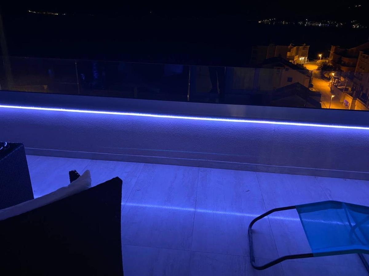 Ferienwohnung Amazing Sea View Omiš Exterior foto
