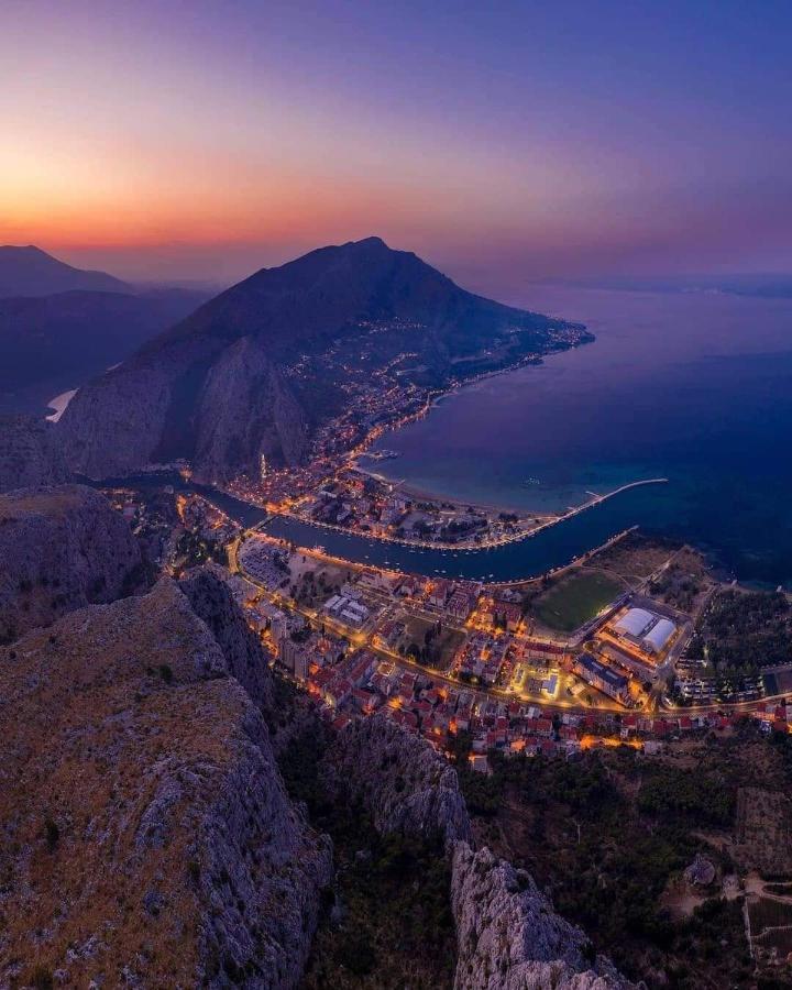 Ferienwohnung Amazing Sea View Omiš Exterior foto