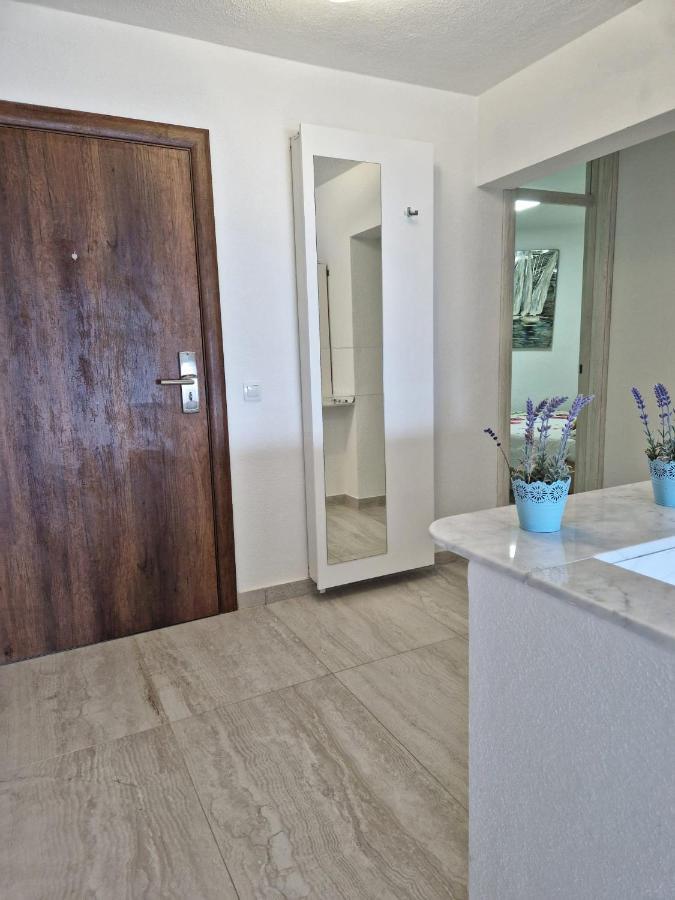 Ferienwohnung Amazing Sea View Omiš Exterior foto
