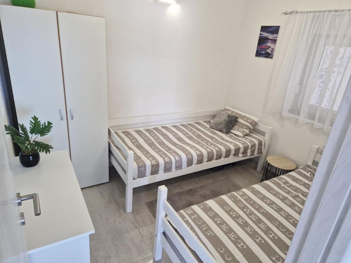 Ferienwohnung Amazing Sea View Omiš Exterior foto